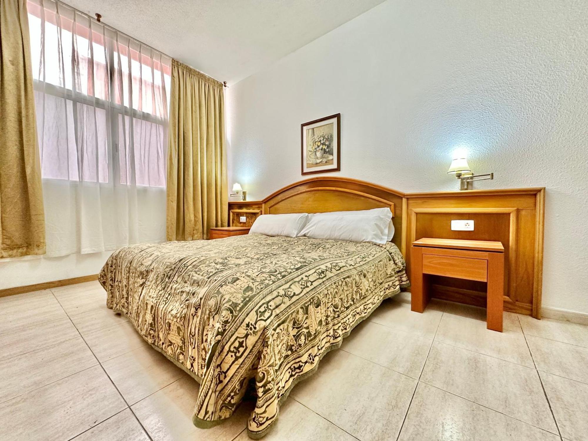Alta Beachside Apartments بويرتو ذي لا كروز المظهر الخارجي الصورة