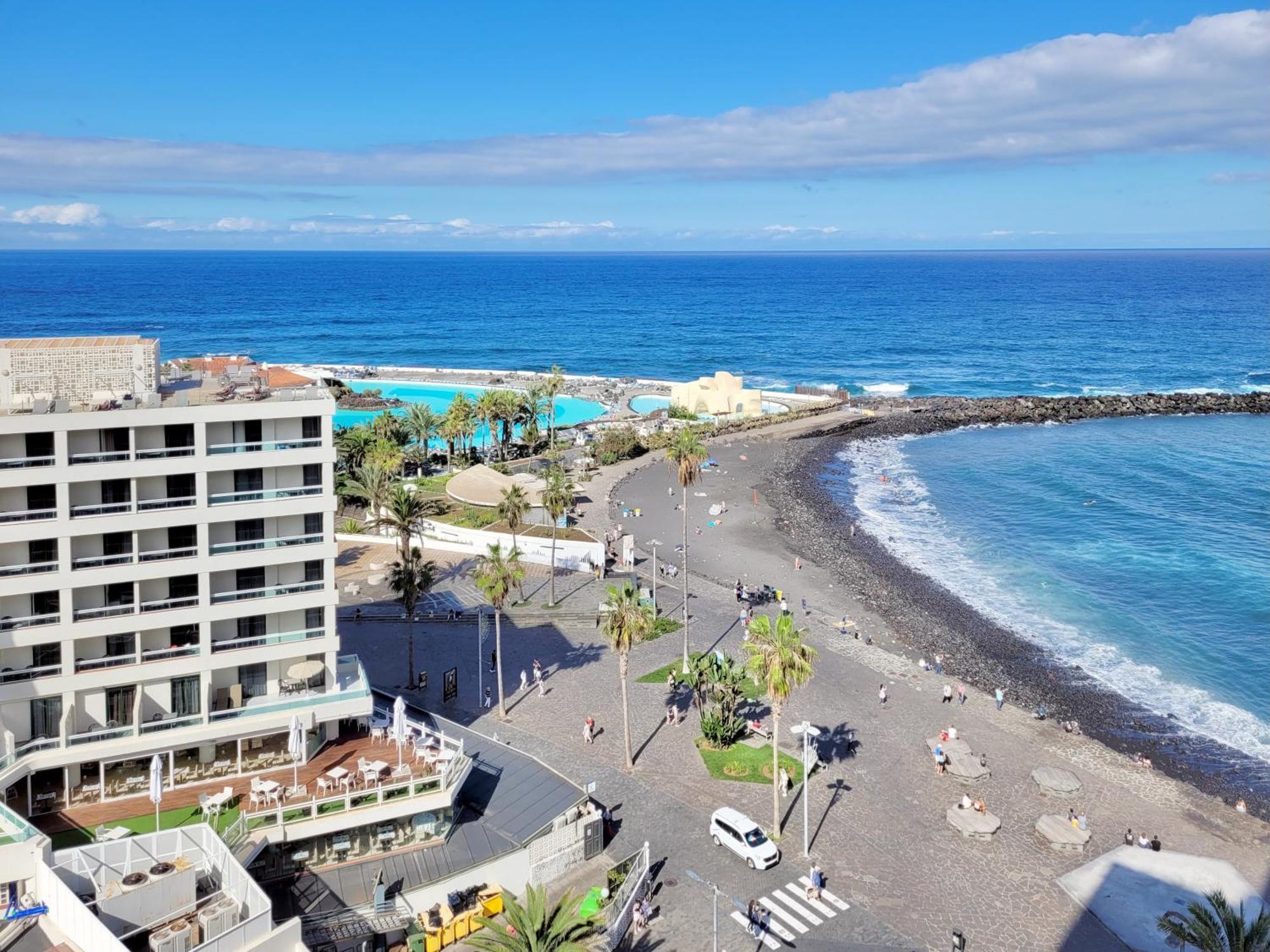 Alta Beachside Apartments بويرتو ذي لا كروز المظهر الخارجي الصورة