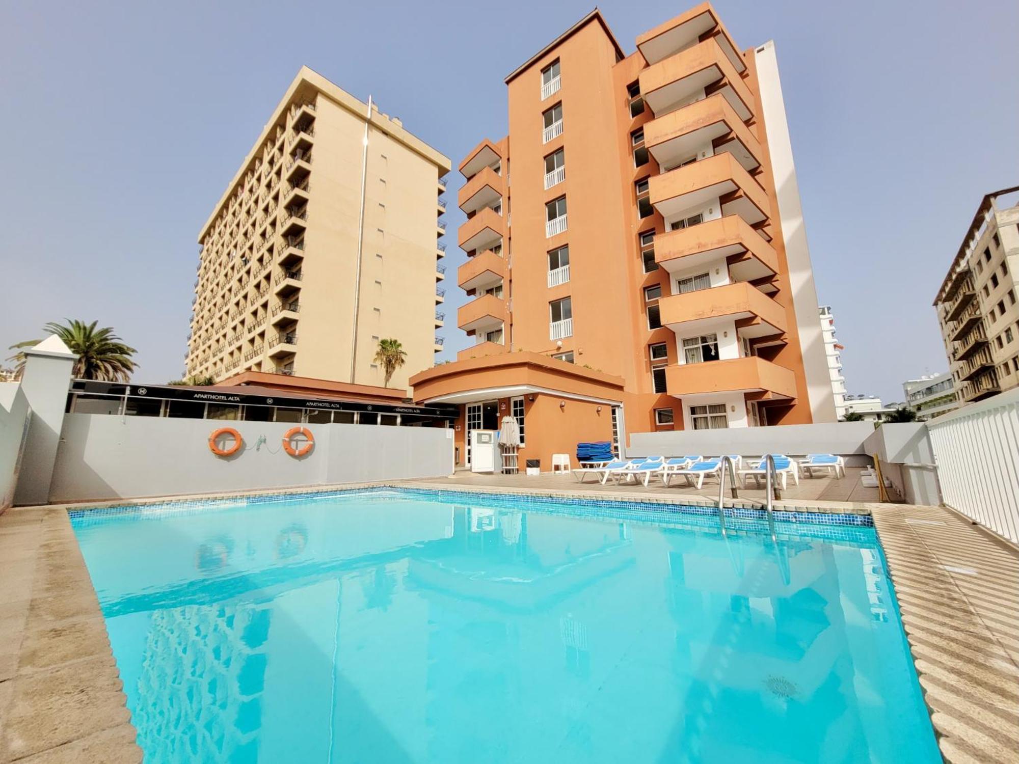 Alta Beachside Apartments بويرتو ذي لا كروز المظهر الخارجي الصورة