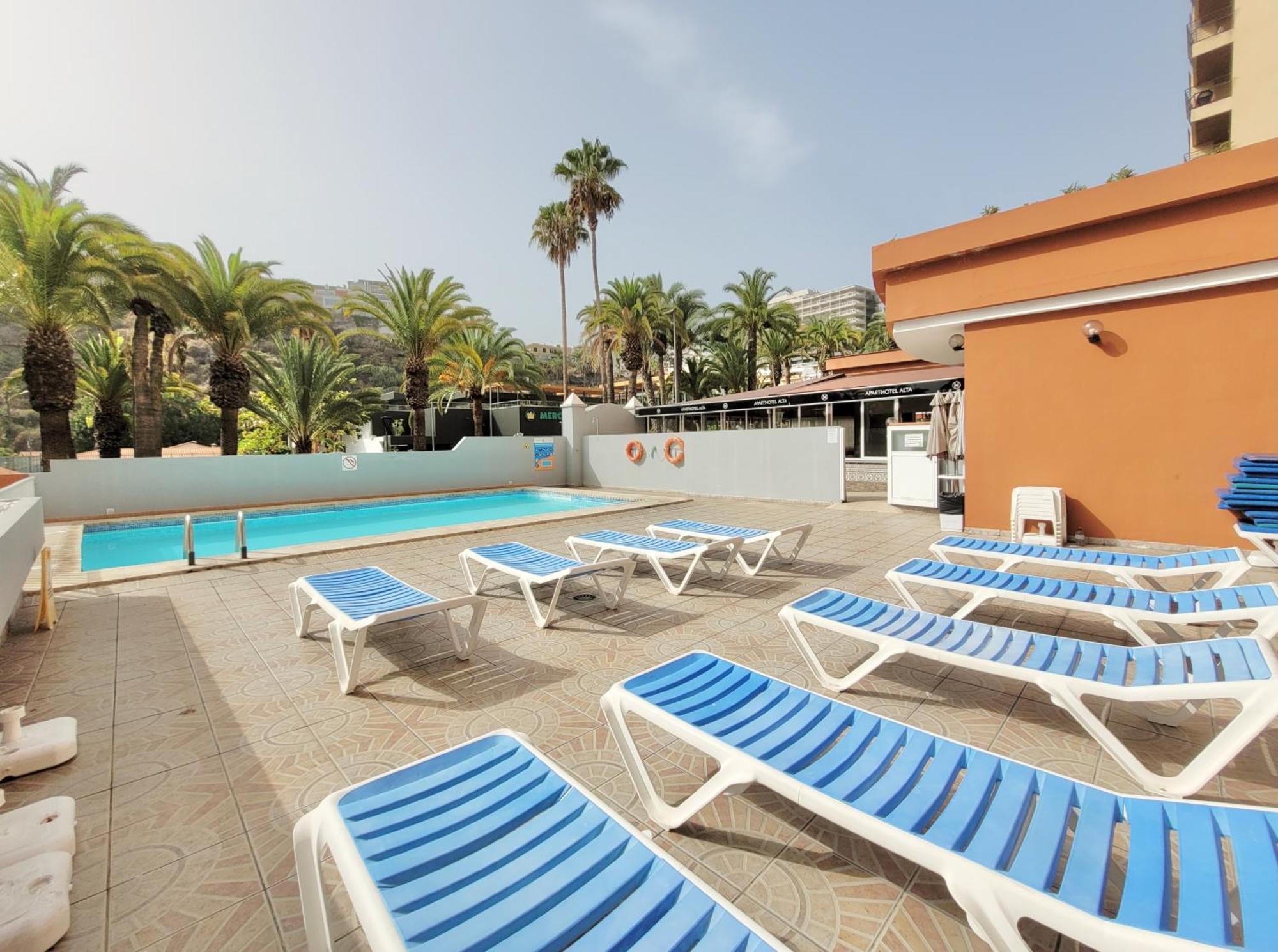 Alta Beachside Apartments بويرتو ذي لا كروز المظهر الخارجي الصورة