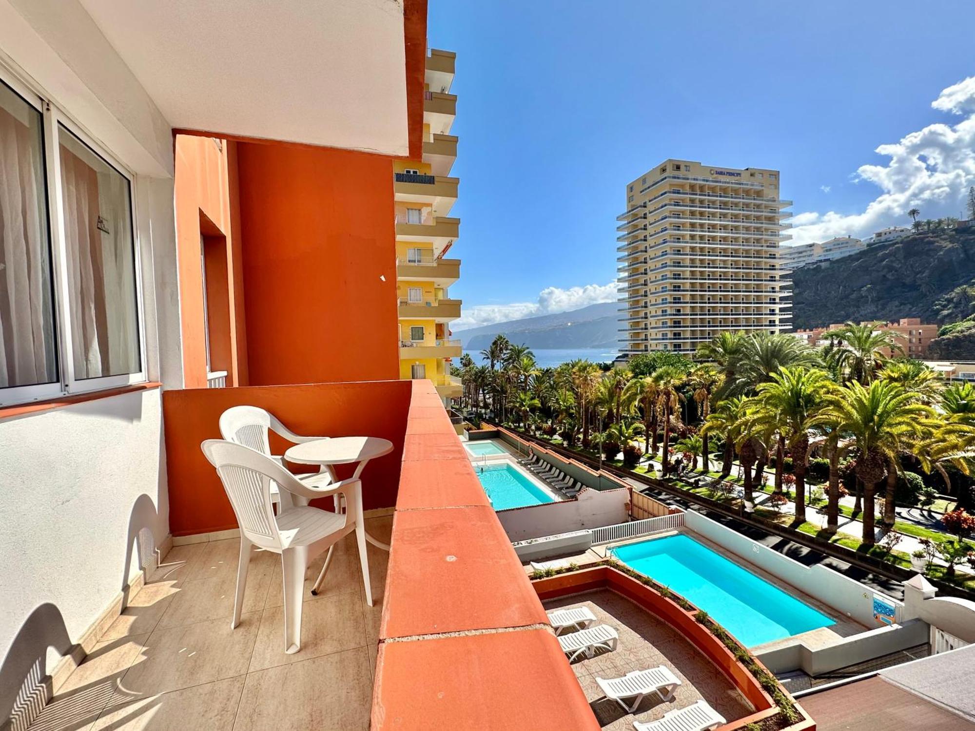 Alta Beachside Apartments بويرتو ذي لا كروز المظهر الخارجي الصورة
